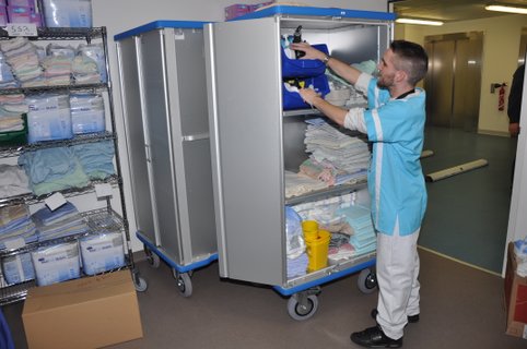 Cupboard trolley in daily hospital use